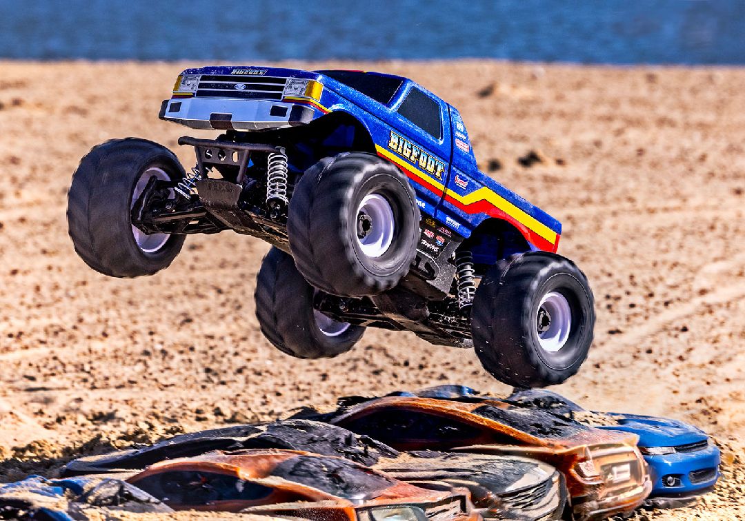 Traxxas 1/10 F-150 BL-2S 4X4 RTR - Bigfoot w/ Charger & Battery