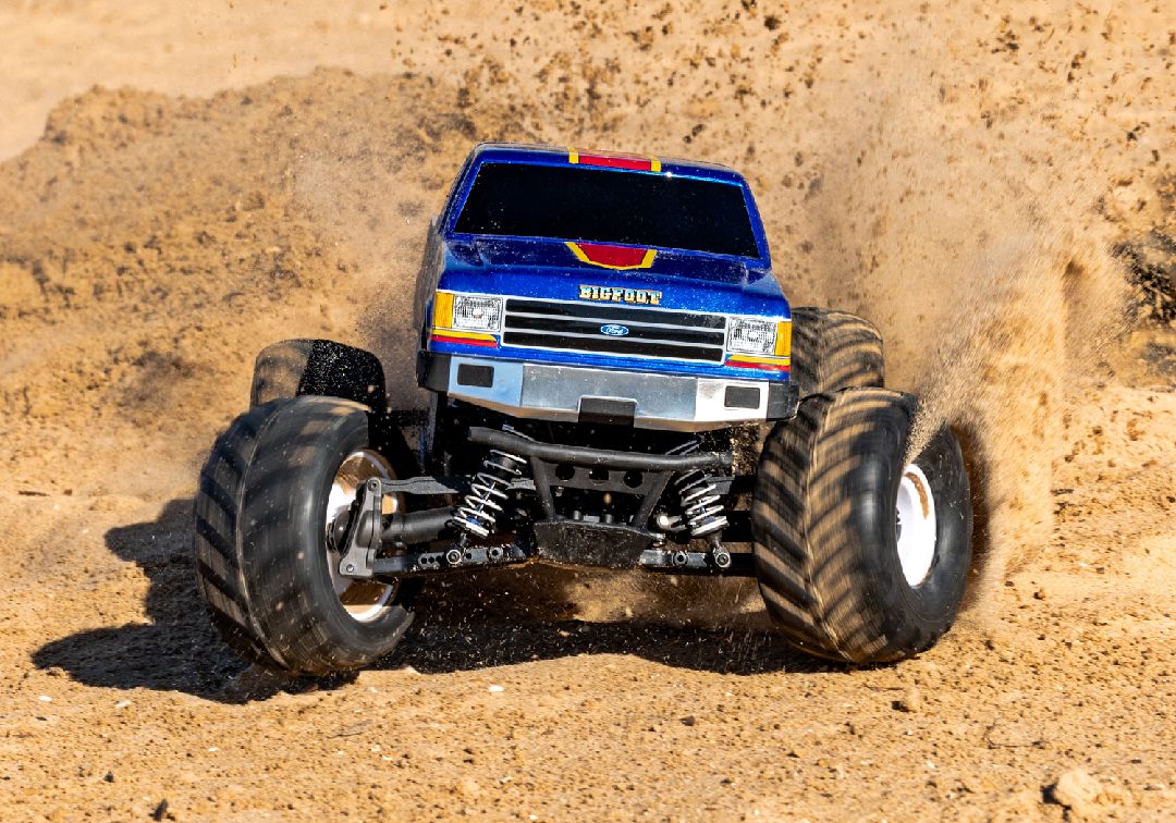 Traxxas 1/10 F-150 BL-2S 4X4 RTR - Bigfoot w/ Charger & Battery