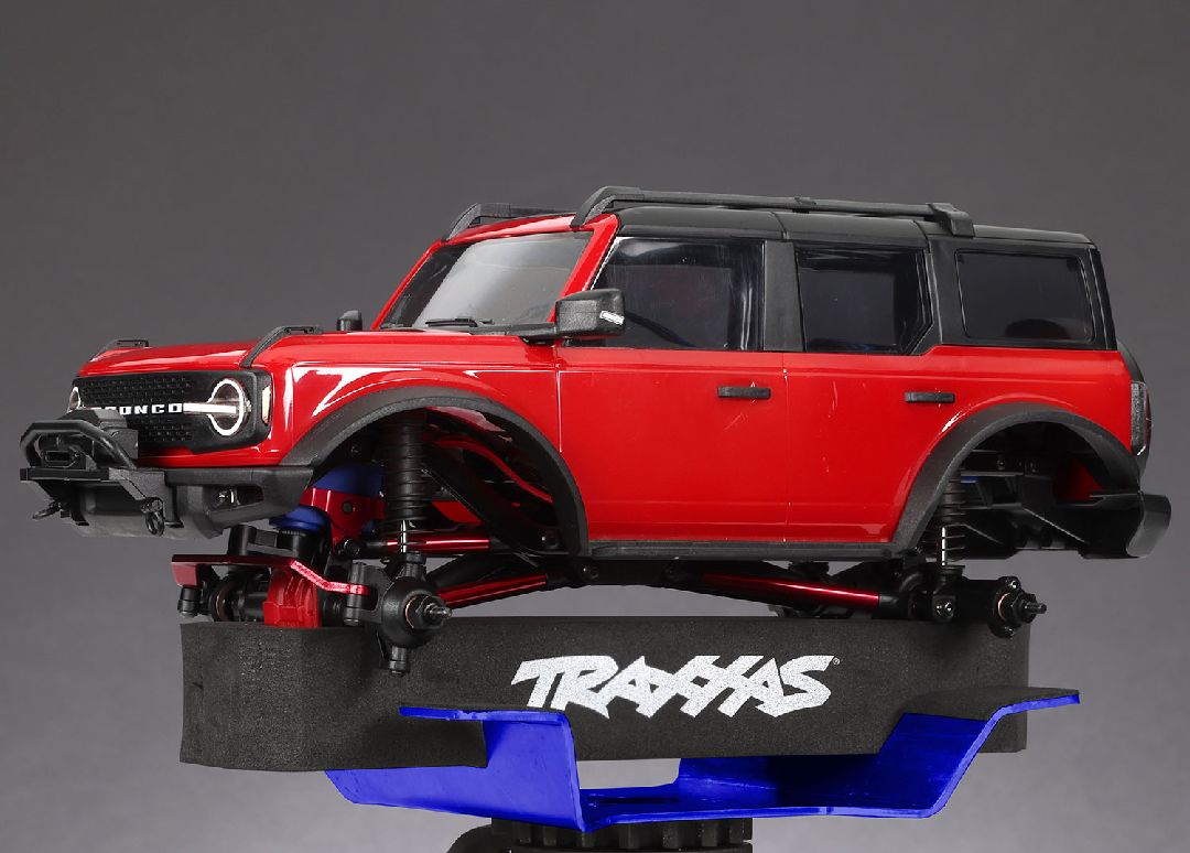 Traxxas 1/10 - 1/8 Scale Aluminum Stand - Click Image to Close