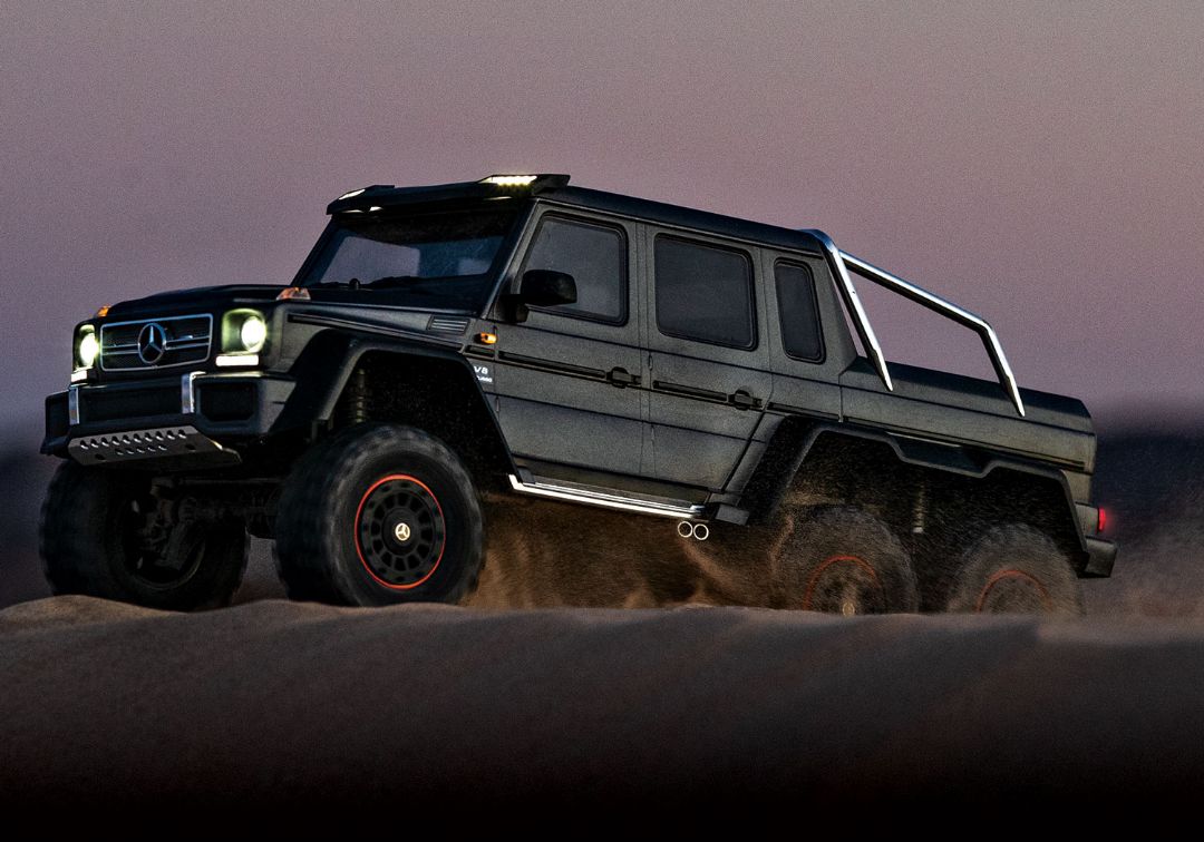 Traxxas Mercedes-Benz G 63 AMG TRX-6 6x6 1/10 Crawler - Black - Click Image to Close