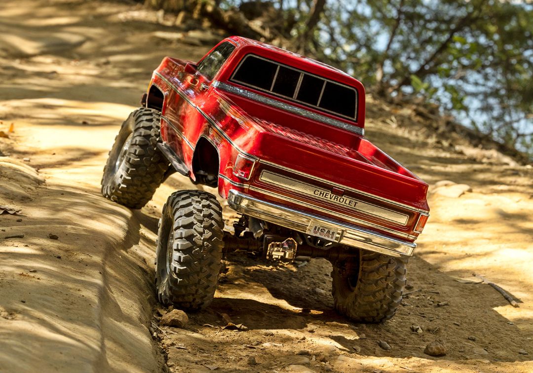 Traxxas TRX-4 Chevrolet K10 Cheyenne High Trail Edition - Red - Click Image to Close