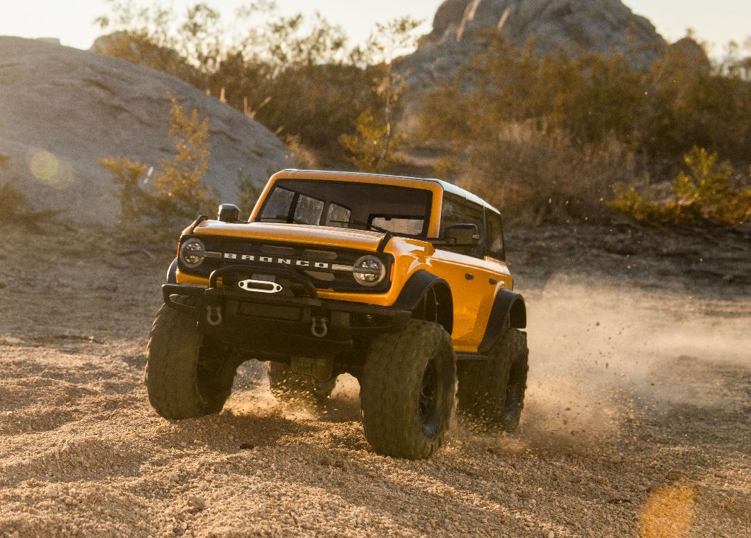 Traxxas TRX-4 Scale & Trail 2021 Ford Bronco 1/10 Crawler Orange - Click Image to Close