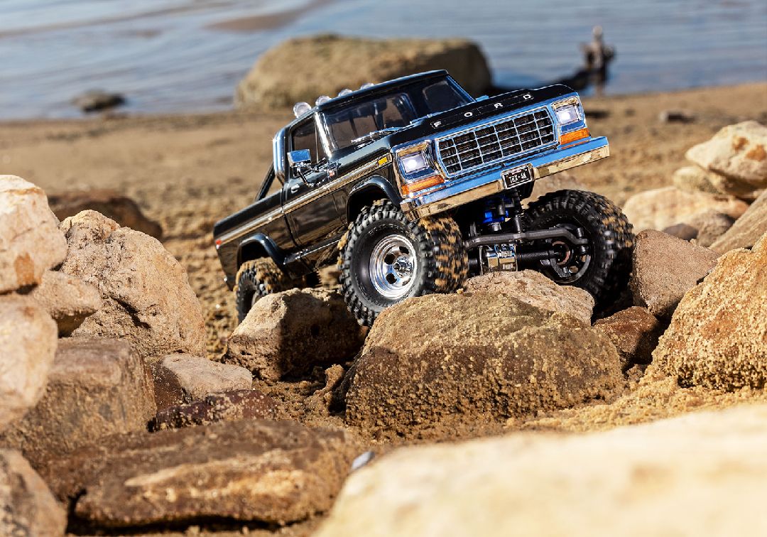 Traxxas 1/18 TRX-4M High Trail 79 F150 Truck - Black - Click Image to Close