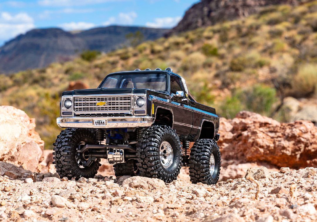 Traxxas 1/18 TRX-4M Chevrolet K10 High Trail Truck - Black - Click Image to Close