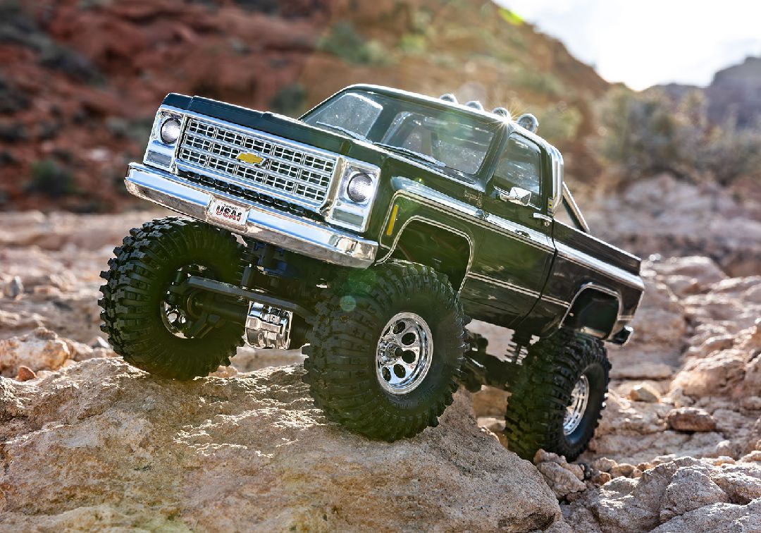 Traxxas 1/18 TRX-4M Chevrolet K10 High Trail Truck - Black - Click Image to Close