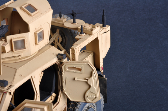 Trumpeter 1/16 US M-ATV MRAP - Click Image to Close