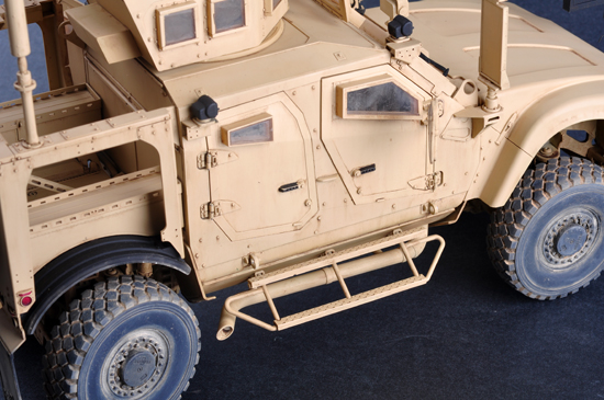 Trumpeter 1/16 US M-ATV MRAP - Click Image to Close