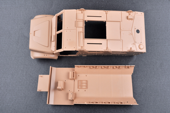 Trumpeter 1/16 US Mauxxpro MRAP - Click Image to Close