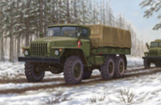 Trumpeter 1/35 Russian URAL-4320 Truck