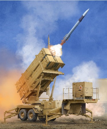 Trumpeter 1/35 US M901 Launching Station w/MIM-104F Patriot SAM