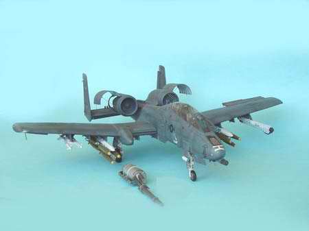 Trumpeter 1/32 US A-10A N/AW