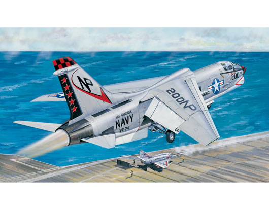 Trumpeter 1/32 F-8J Crusader