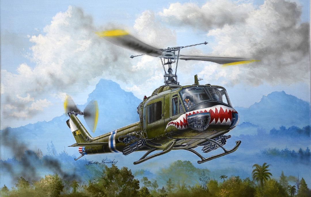 Trumpeter 1/35 UH-1B Huey - Gunship