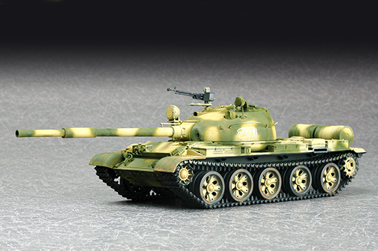 Trumpeter 1/72 Russian T-62 Main Battle Tank Mod.1972