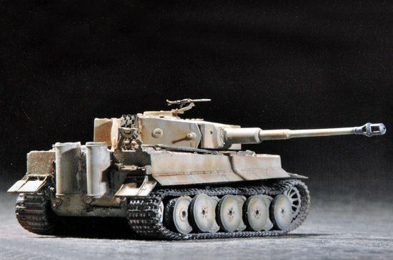 Trumpeter 1/72 "Tiger" 1 tank (Mid.) - Click Image to Close
