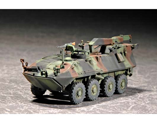 Trumpeter 1/72 USMC Light Armored Vehicle-Recovery (LAV-R)