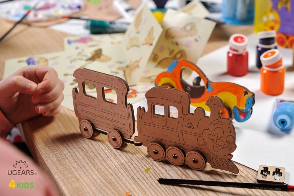 UGears Locomotive 3D-puzzle Coloring Model - 15 pieces - Click Image to Close