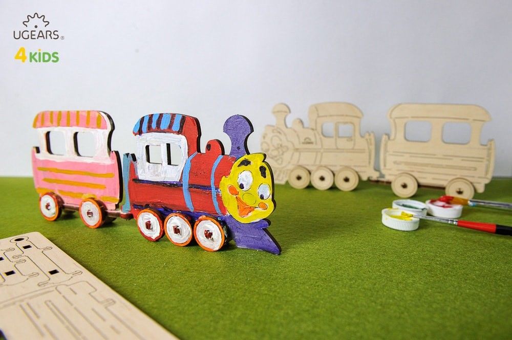 UGears Locomotive 3D-puzzle Coloring Model - 15 pieces