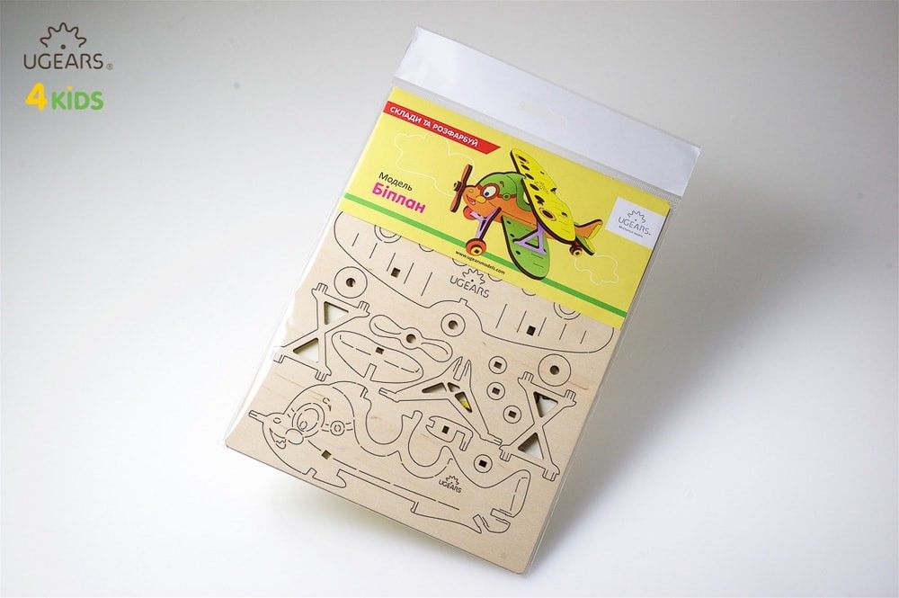 UGears Biplane 3D-puzzle Coloring Model - 23 pieces UGears Biplane 3D-puzzle Coloring Model - 23 pieces