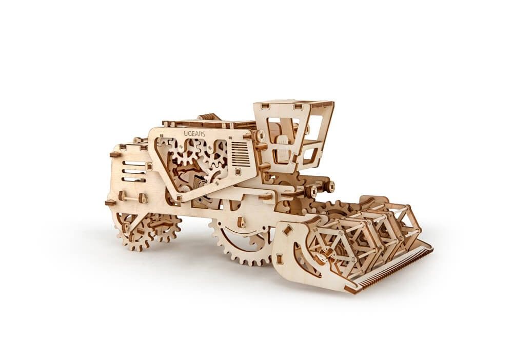 UGears Combine Harvester - 154 pieces (Easy)