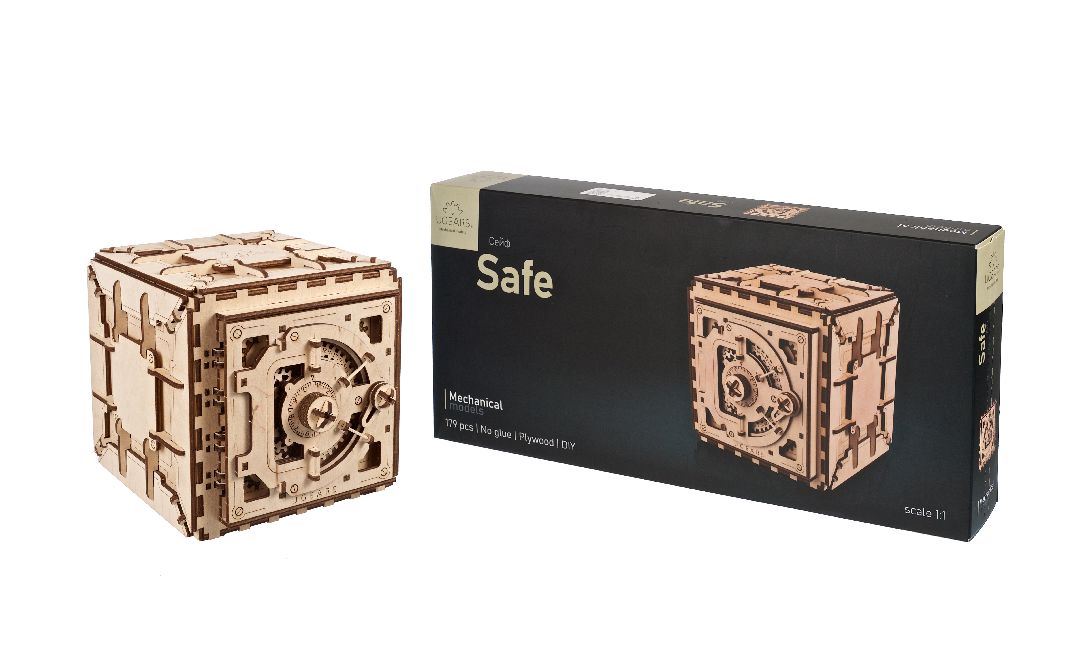 UGears Model Safe - 179 pieces (Medium)