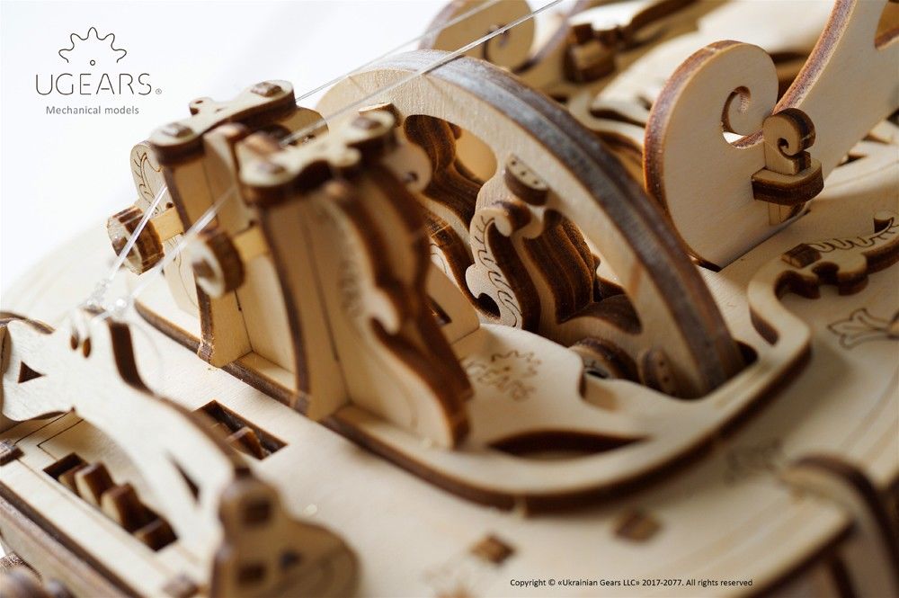 UGears Hurdy-Gurdy - 292 pieces