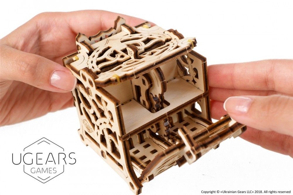 UGears Dice Keeper - 62 pieces - Click Image to Close