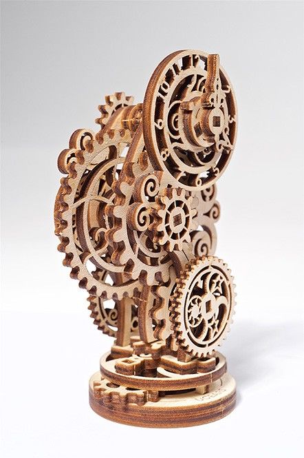 UGears Steampunk Clock - 43 Pieces (Easy)