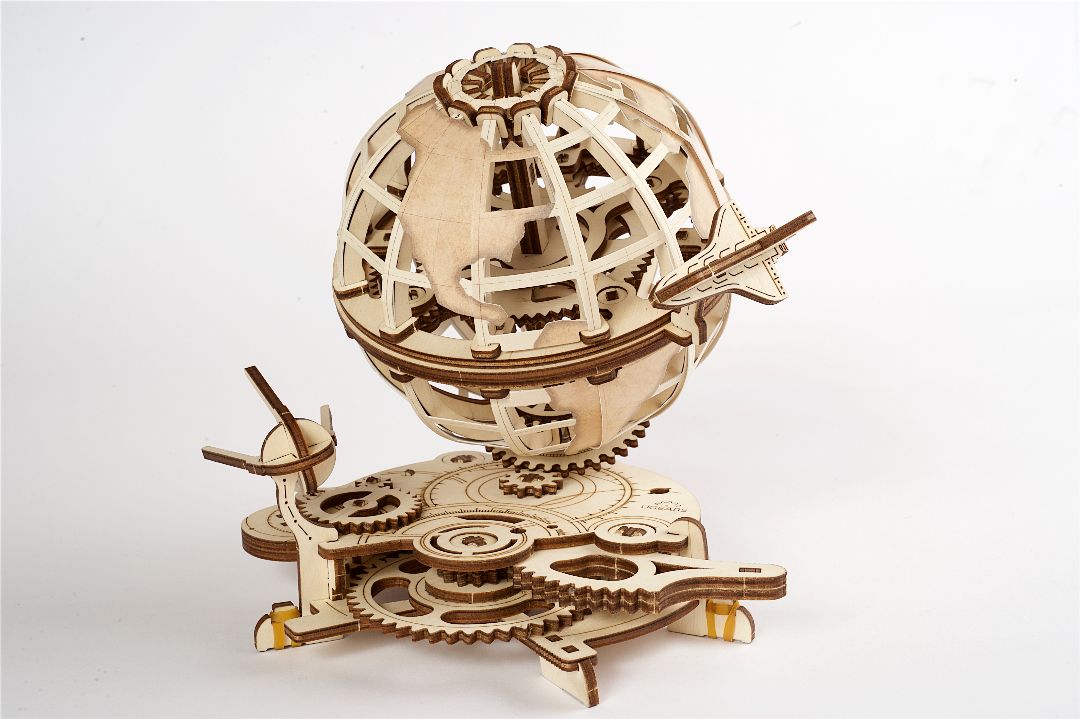 UGears Model Globe - 184 Pieces - Click Image to Close