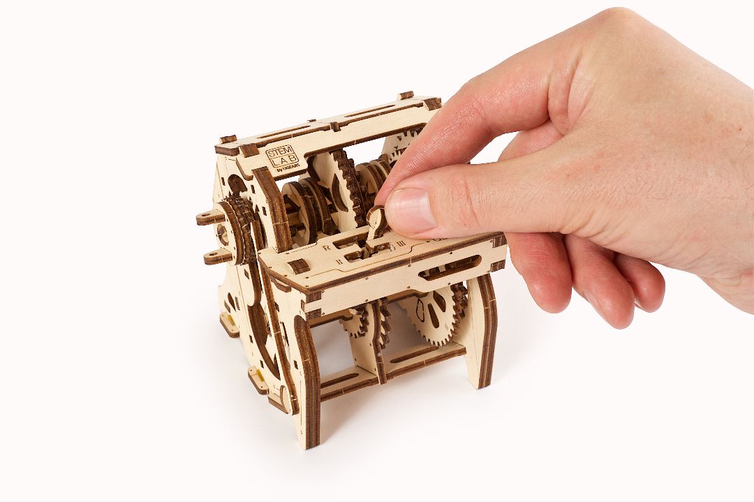 UGears STEM LAB Gearbox - Click Image to Close