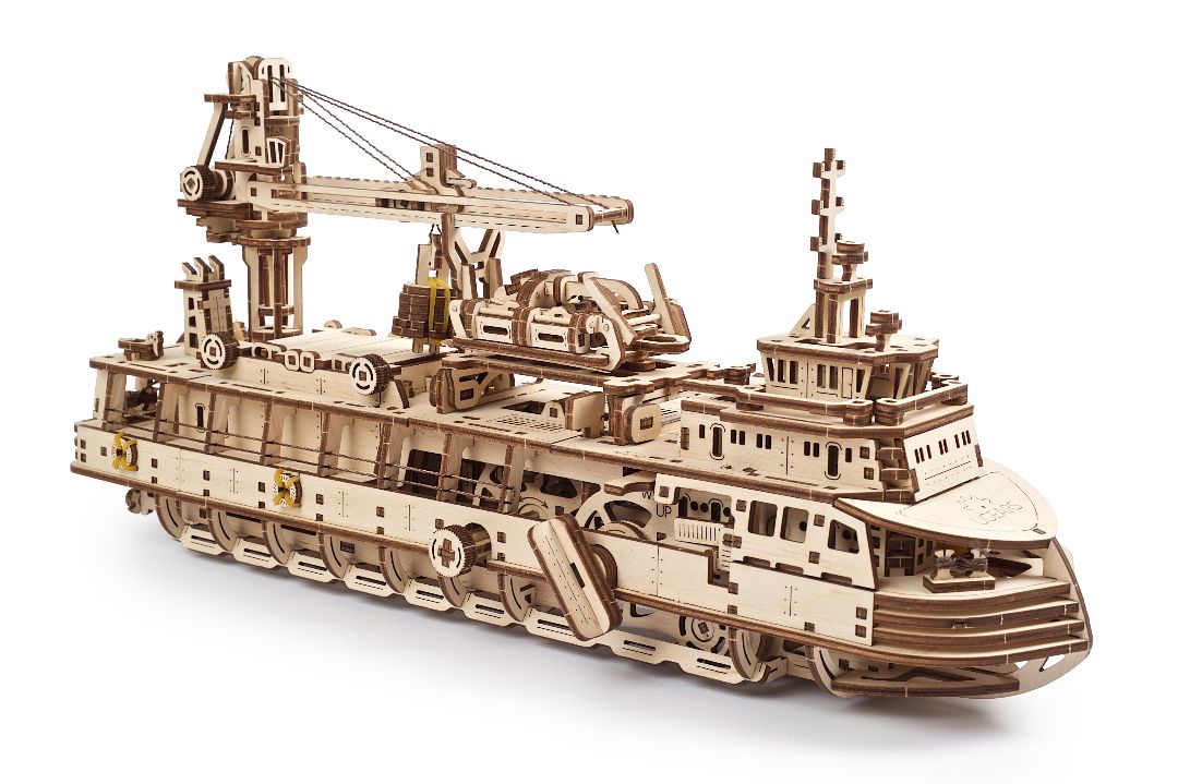 UGears Research Vessel - 575 pieces - Click Image to Close