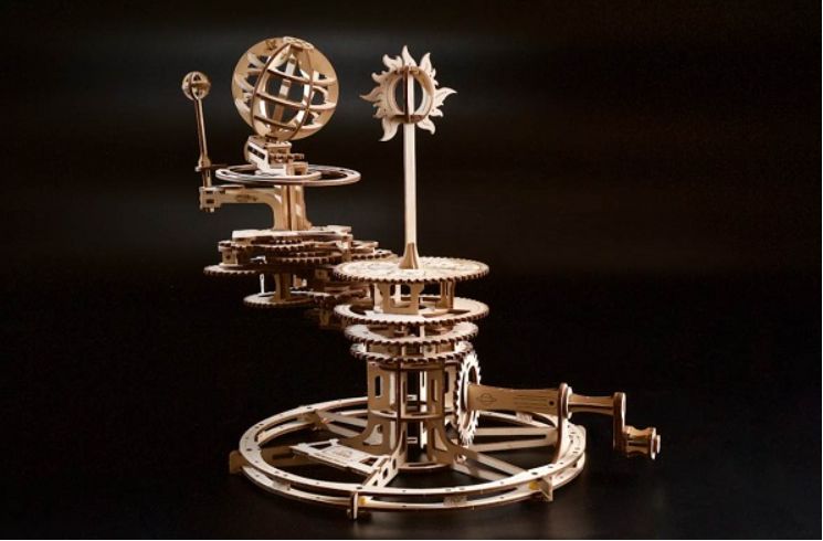 Ugears Mechanical Tellurion - 249 Pieces