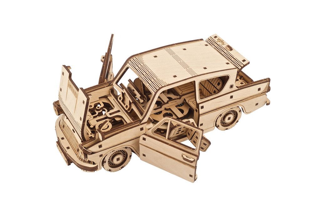 Ugears Flying Ford Anglia - Click Image to Close