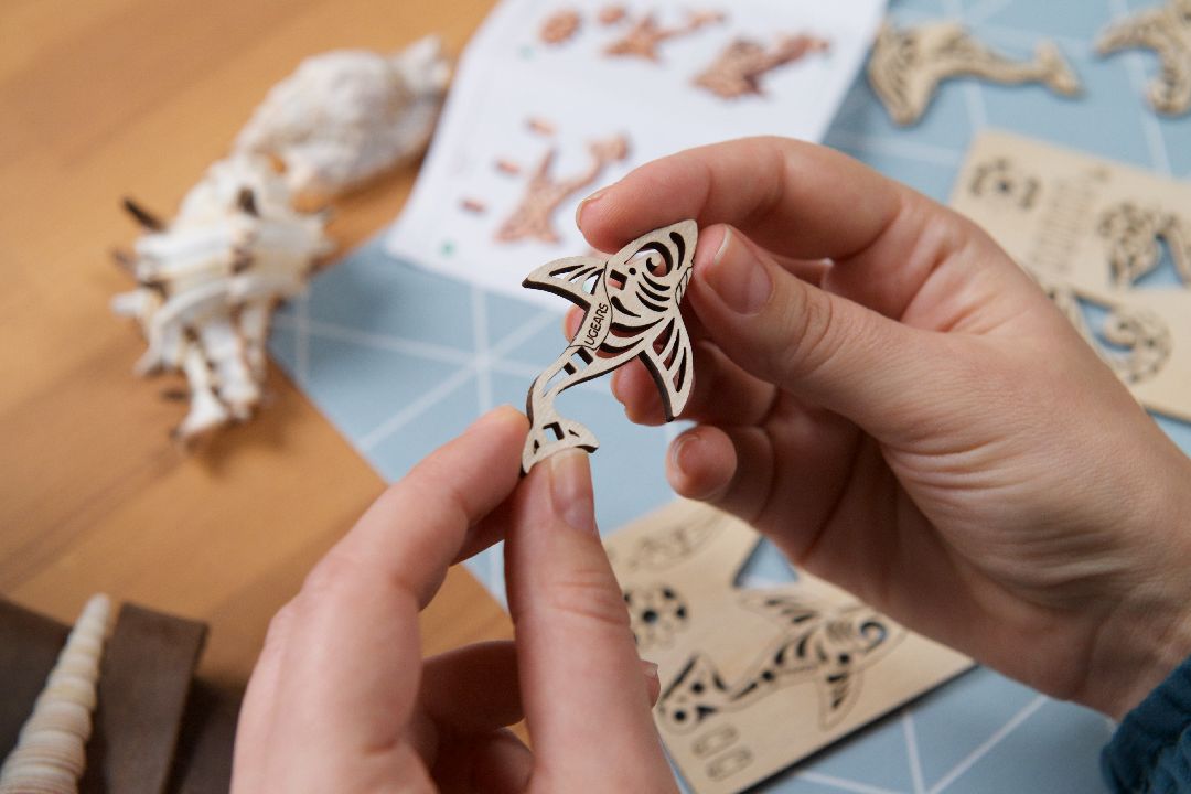UGears U-Fidget Pacific Ocean (4 Models, Hanging Box) - 33 Piece