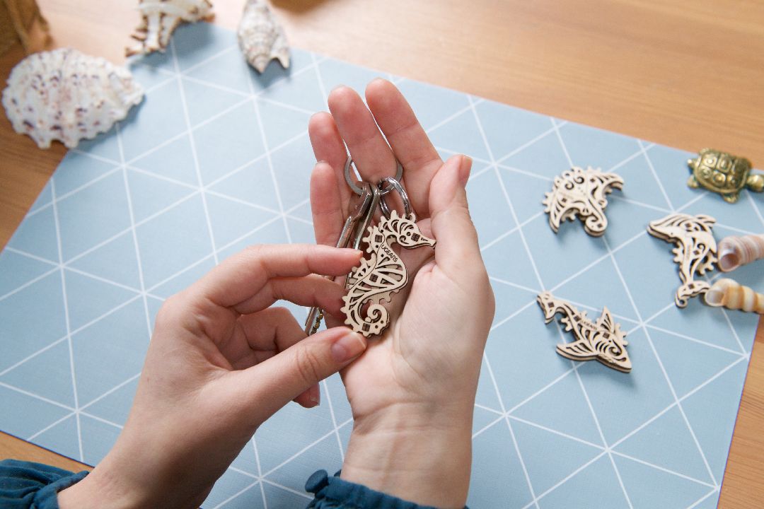 UGears U-Fidget Pacific Ocean (4 Models, Hanging Box) - 33 Piece