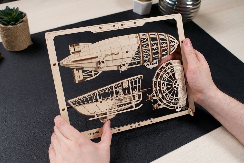 UGears Zeppelin 2.5D Puzzle - 49 Pieces