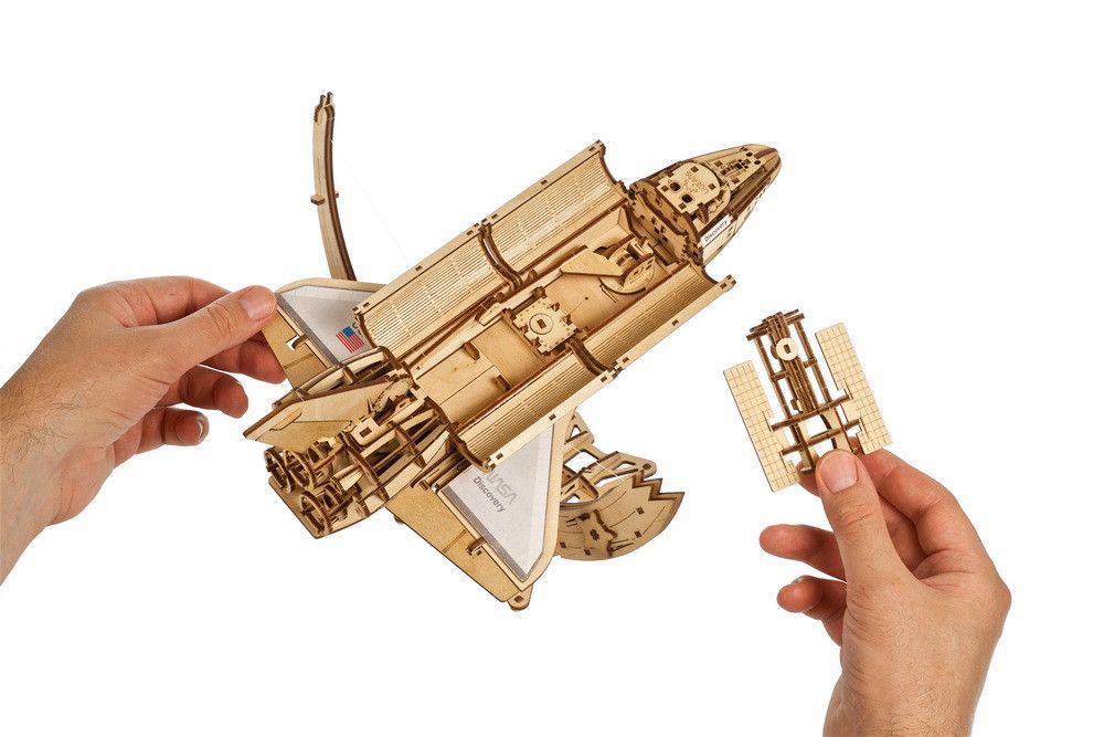 UGears NASA Space Shuttle Discovery - 315 Pieces (Medium)