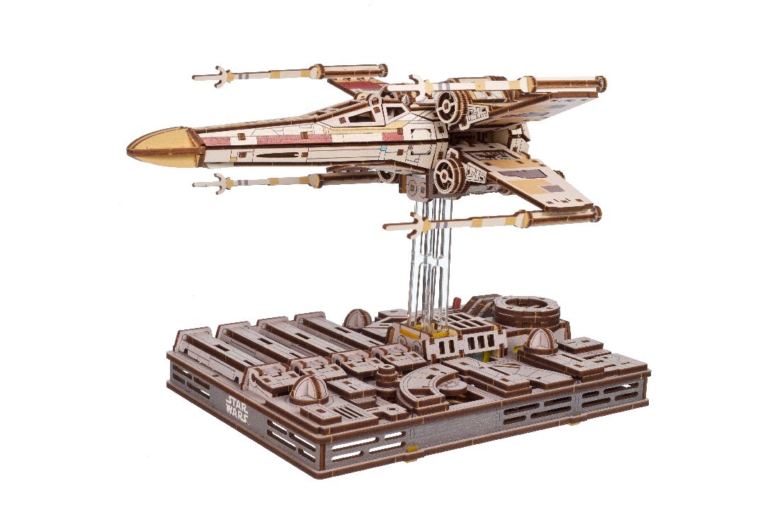 UGears Luke Skywalker's™ X-Wing Starfighter™ - 455 Pieces (A